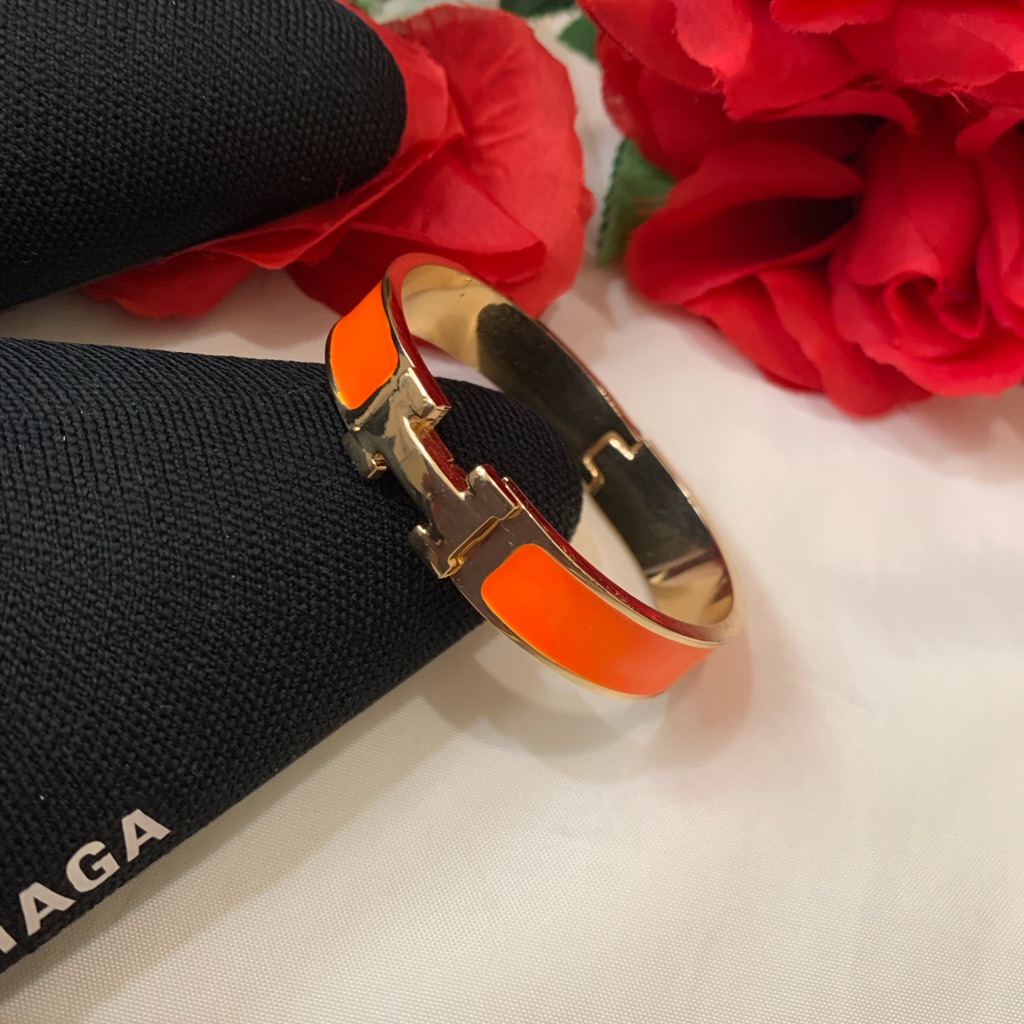 Brand New Orange Bracelet None Brand